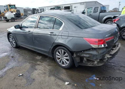 2012 Honda Accord 2.4 Ex-L z USA, uszkodzony, nr VIN 1HGCP2F86CA174740